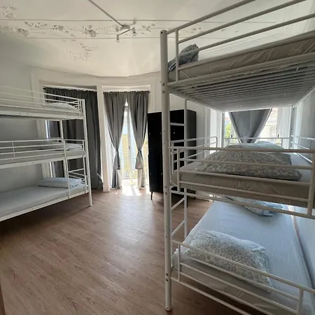 Bagetti Only For Girls * Lissabon